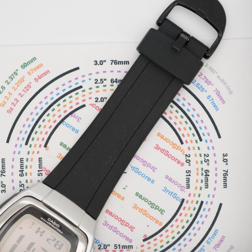 Vintage Casio W-E10 Illuminator 2470 Module Oval Digital Watch 38mm - running - Picture 7 of 10